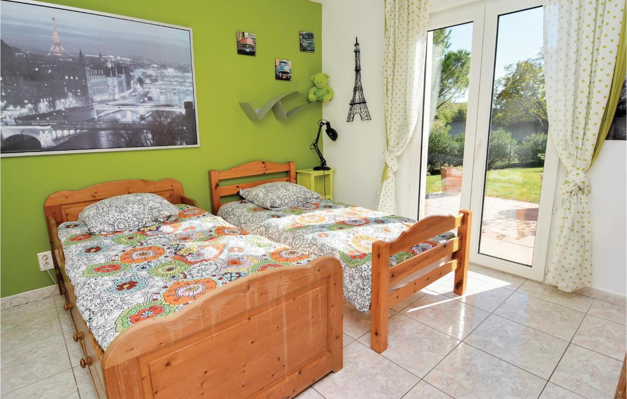 Nice Home In Eyguieres With Wifi Bagian luar foto